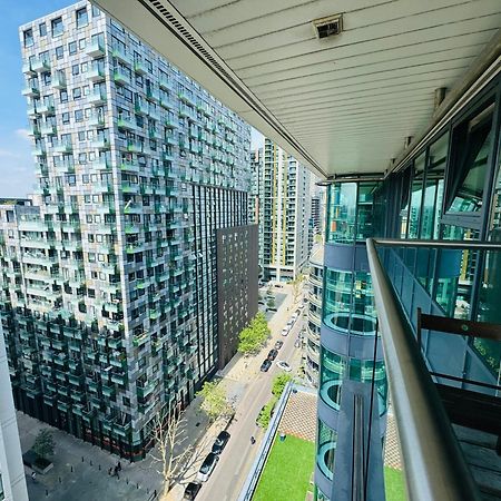 Modern 2Bed 2Bath Apartment Canary Wharf - Upto 5 Person London Exterior photo